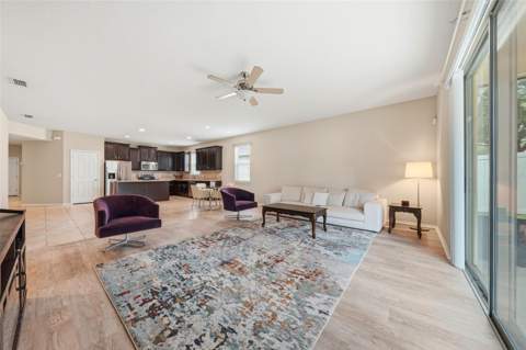 20945 Oldenburg Loop, Mount Dora FL - photo 13 of 68