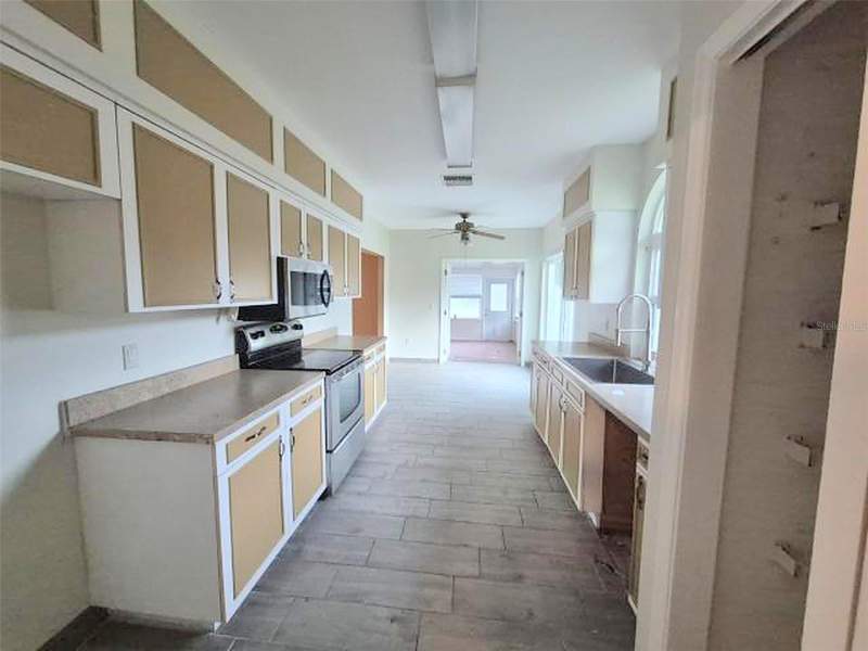 3 bedroom Single Family Residence at 902 Greenbelt Circle, Lakemont Hills Ph I, Brandon — photo 5