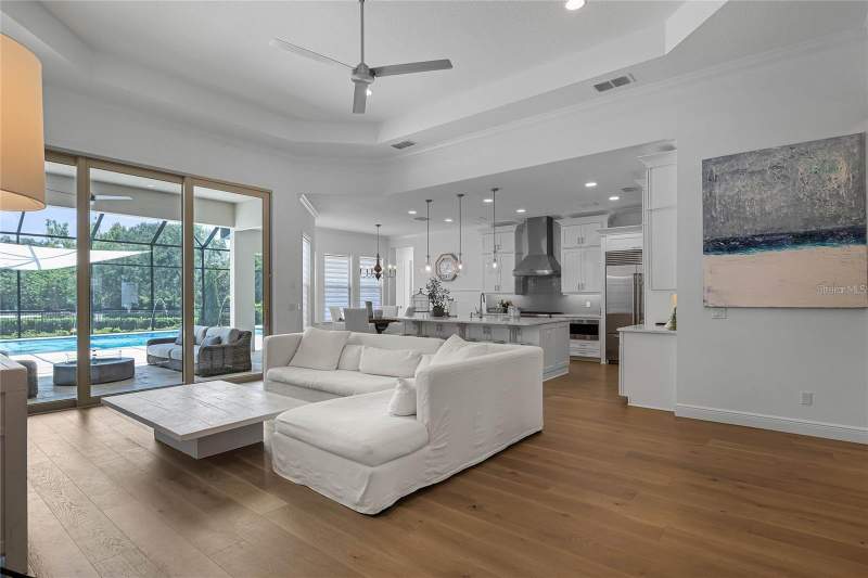 5 bedroom Single Family Residence at 1118 Estancia Woods Loop, Estancia/Windermere, Windermere — photo 2