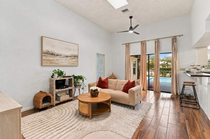 3 bedroom Single Family Residence at 1144 Hoover Street, Laurel Woodlands, Nokomis — photo 3
