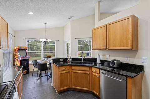 2631 Autumn Creek Circle, Kissimmee FL - photo 21 of 78
