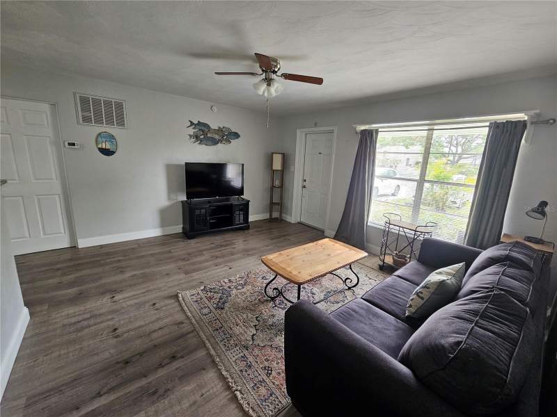 2 bedroom Single Family Residence at 315 62nd Street, Coral Heights Third Add, Bradenton — photo 5
