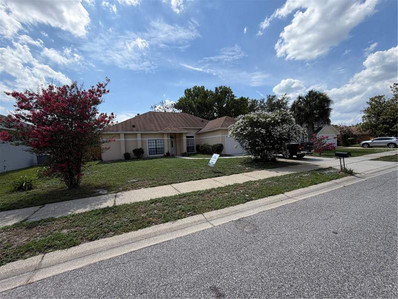 1009 CORKWOOD DRIVE home for sale in Alafaya Woods