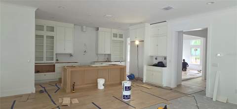2402 N Glenwood Drive, Tampa FL - photo 6 of 24