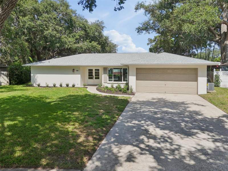 Kimberly OaksHomes for Sale in Largo, FL