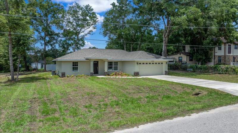 3 bedroom Single Family Residence at 13556 SE 102nd Court, Lake Weir Shores, Belleview — photo 5