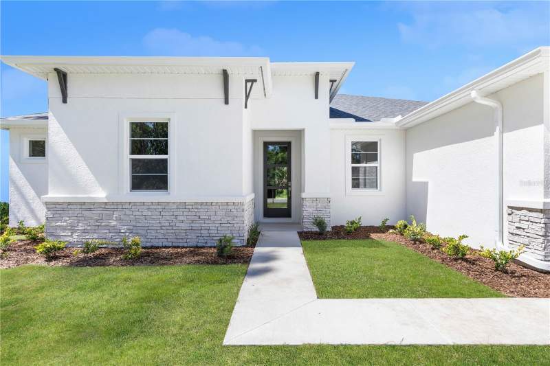 4 bedroom Single Family Residence at 13 SW 34th Place, Cape Coral, Cape Coral — photo 3