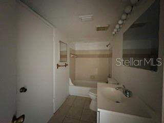 1 bedroom Condominium at 1908 Lake Atriums Circle #18, Plaza/Millenium, Orlando — photo 3