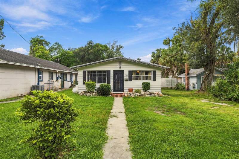 2 bedroom Single Family Residence at 7051 Washington Street, Vensetta Park, New Port Richey — photo 4