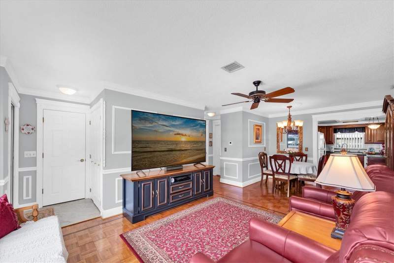1 bedroom Villa at 6915 Versailles, Vendome Village, Pinellas Park — photo 5