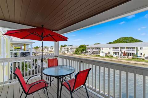 5005 Coquina Key Drive #E, St Petersburg FL - photo 19 of 50