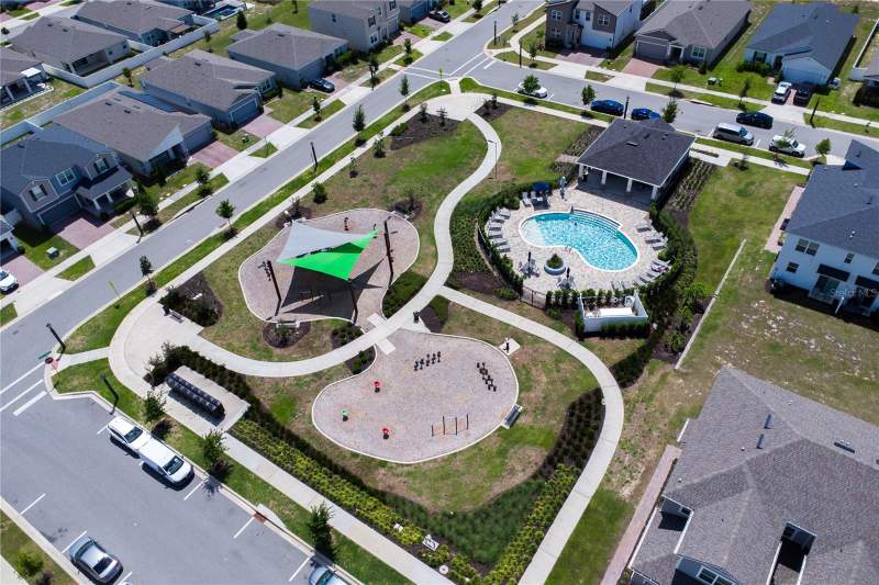 5 bedroom Single Family Residence at 1181 Lakeshore Breeze Place, Soleil At Westside, Kissimmee — photo 4
