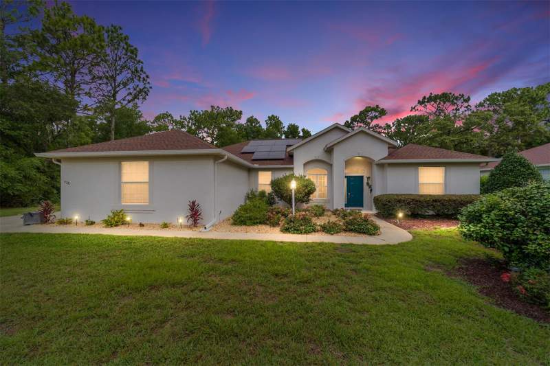9781 SW 196TH CIRCLE home for sale in Rainbow Springs Country Club