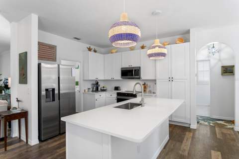 9302 Knightsbridge Court, Tampa FL - photo 16 of 37