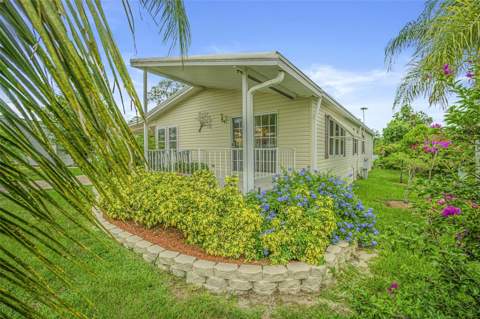 37654 Neukom Avenue, Zephyrhills FL - photo 11 of 56