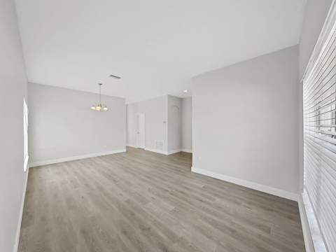 11908 Fern Blossom Drive, Gibsonton FL - photo 15 of 46