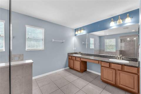 10626 Liberty Bell Drive, Tampa FL - photo 17 of 34