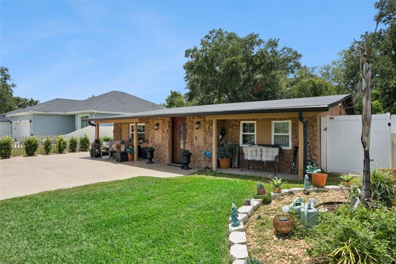 5 bedroom Single Family Residence at 90 N GOLDWYN AVENUE, MERRYMOUNT, ORLANDO — photo 4