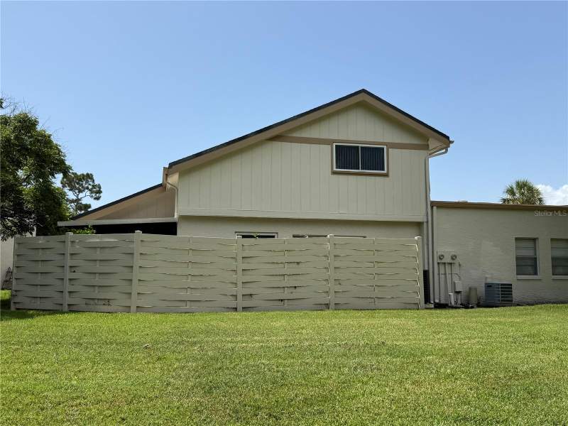 3 bedroom Townhouse at 2617 Forest Run Court, Winding Wood Condo, Clearwater — photo 2