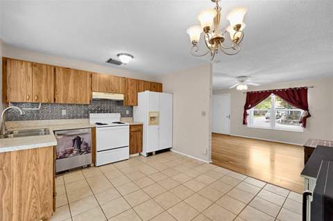 7412 Humboldt Avenue, New Port Richey FL - photo 15 of 43