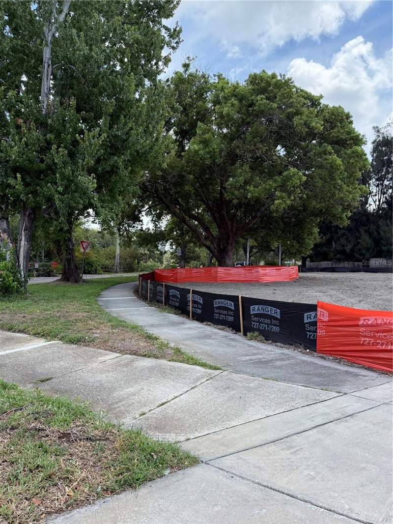 4 bedroom Single Family Residence at 3531 Dr Mlk Jr. Drive, Allendale, St Petersburg — photo 5