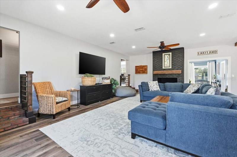 3 bedroom Single Family Residence at 5225 GLENMORE DRIVE, GLENMORE SUB, LAKELAND — photo 5
