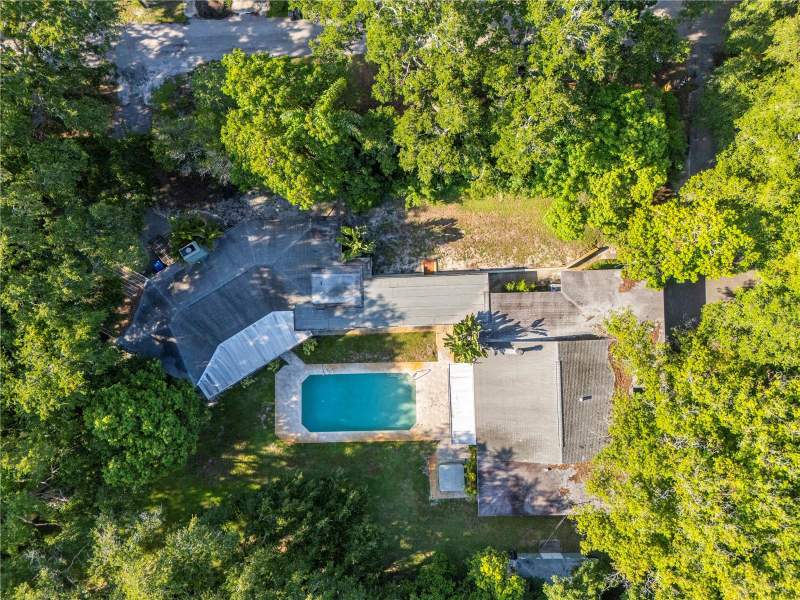 6 bedroom Single Family Residence at 2162 Long Bow Lane, Studley-Hills Sub, Clearwater — photo 5