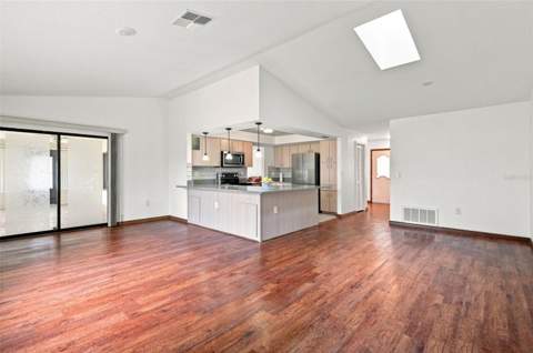 10308 Gifford Drive, Spring Hill FL - photo 6 of 6