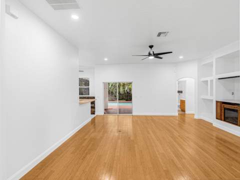 1670 Taylor Ridge Loop, Kissimmee FL - photo 9 of 36
