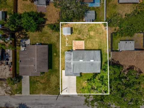 6615 Del Prado Terrace, New Port Richey FL - photo 12 of 58