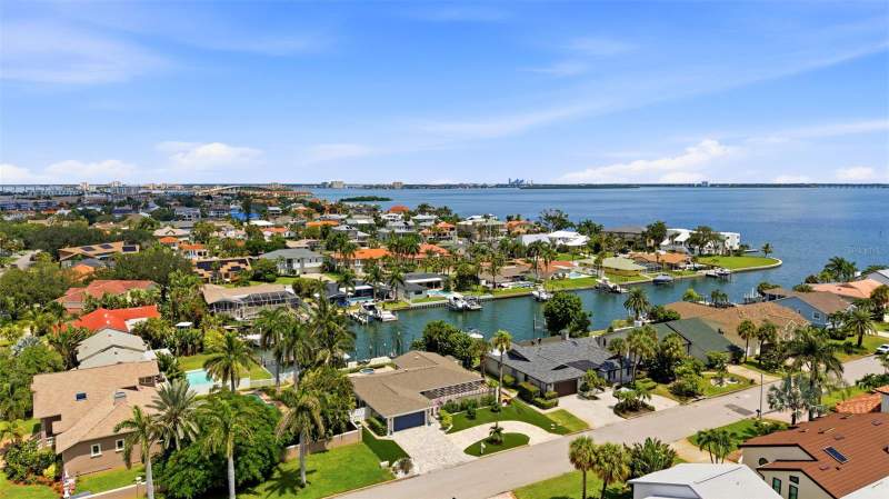 137 12TH STREET home for sale in Tierra Verde Unit 1 1St Rep