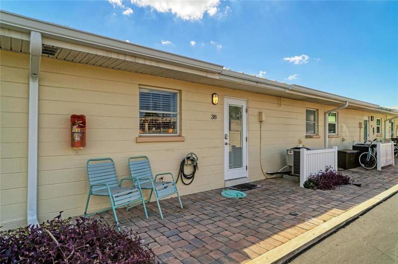 1 bedroom Condominium at 5830 Midnight Pass Road #38, Jamaica Royale, Sarasota — photo 3