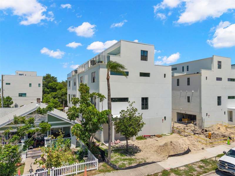 3 bedroom Townhouse at 368 14th Street, 14th Street Villas, St Petersburg — photo 3
