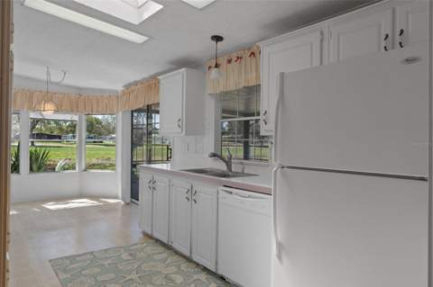 7482 Dinsmore Street, Brooksville FL - photo 13 of 36