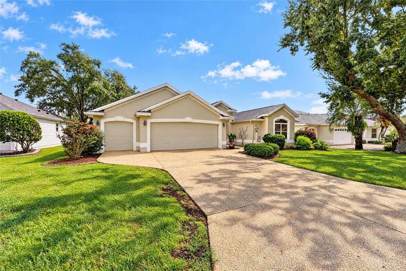 3 bedroom Single Family Residence at 7775 SE 168th Lone Oak Loop, The Villages, The Villages — photo 3
