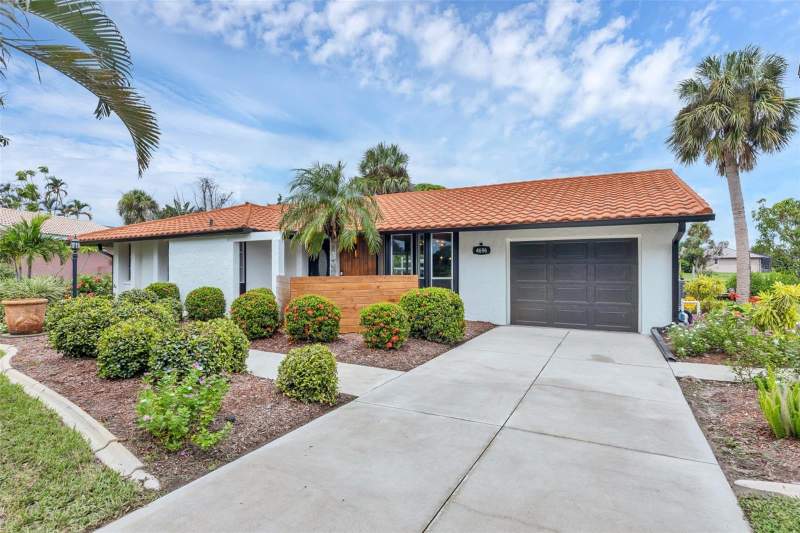 2 bedroom Single Family Residence at 4696 Pompano Street, Cape Haze East 2nd Add, Placida — photo 3