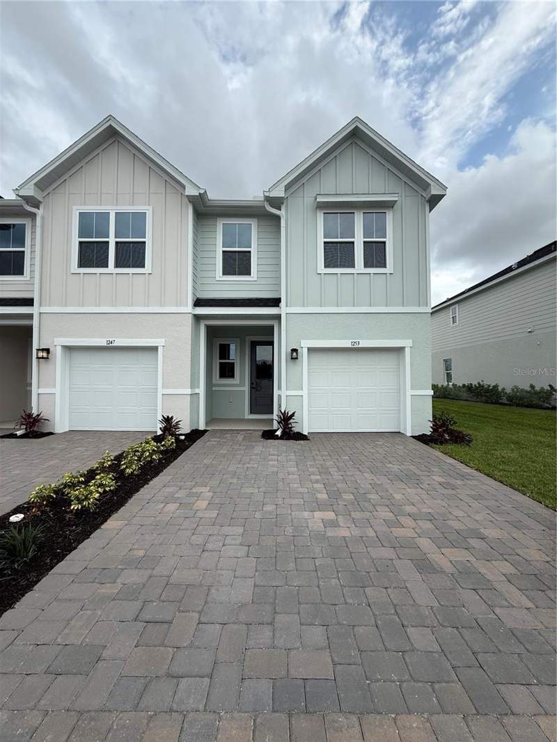 3 bedroom Townhouse at 1253 PINEYWOOD FIELD DRIVE, PINE POINTE, DAVENPORT — photo 1