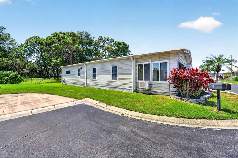 2 bedroom Manufactured Home at 12501 Ulmerton Road #5, Glenwood Estates Inc Conco, Largo — photo 3