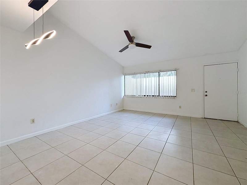 2 bedroom Condominium at 2508 SW 35th Place #A6, Grantwood Condo Ph I, Gainesville — photo 5