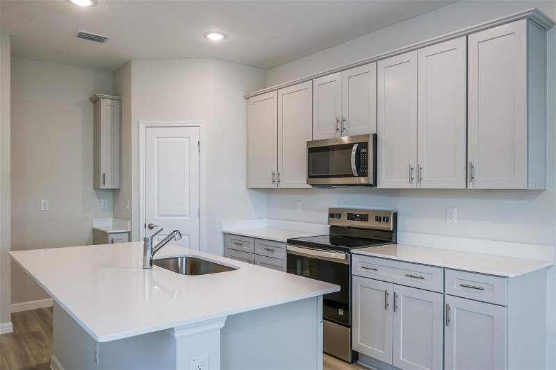 2 bedroom Single Family Residence at 6140 SW 96th Place, Cherrywood Preserve, Ocala — photo 3