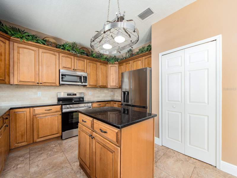 4 bedroom Single Family Residence at 3256 Bentley Drive, Village At Bentley Park Ph II Tr B-2, Palm Harbor — photo 5
