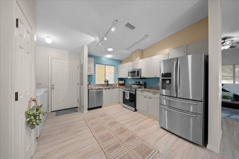1133 Del Toro Drive, Lady Lake FL - photo 14 of 64