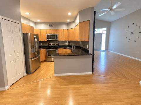 4489 Oak Arbor Circle, Orlando FL - photo 10 of 24
