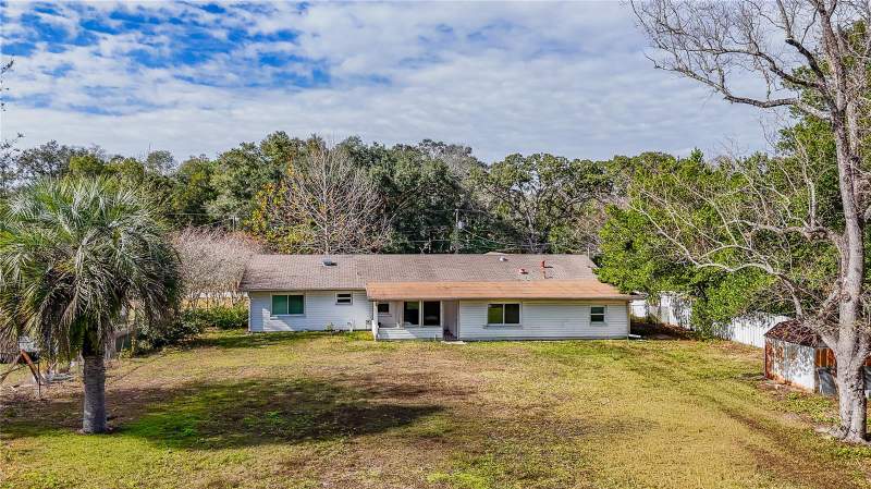 3 bedroom Single Family Residence at 831 NE 41st Avenue, Silver Spgs Forest, Ocala — photo 5