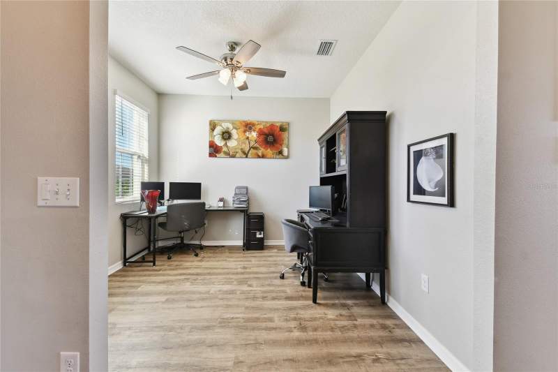 4 bedroom Single Family Residence at 10741 Charlotte Drive, Bella Lago Ph I, Parrish — photo 5