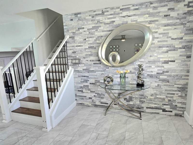 4 bedroom Single Family Residence at 7002 Danewood Court, Townn Country Park Unit 35, Tampa — photo 4