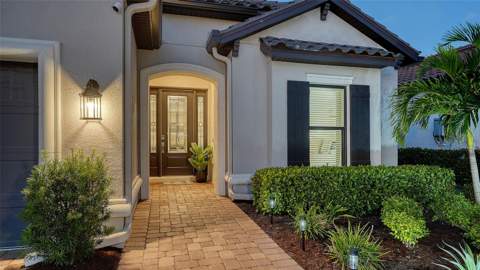 15015 Verole Place, Bradenton FL - photo 10 of 83