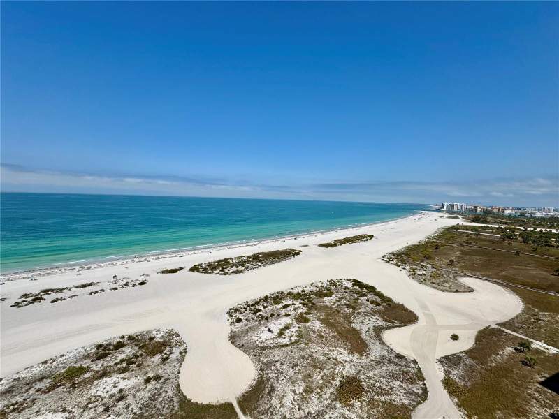 2 bedroom Condominium at 1290 GULF BOULEVARD #1002, LIGHTHOUSE TOWERS CONDO, CLEARWATER — photo 3