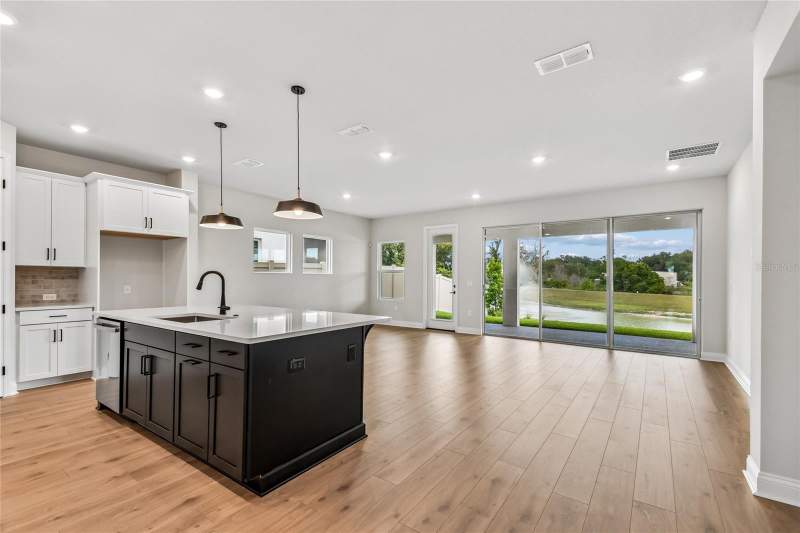 4 bedroom Single Family Residence at 5735 Leaflet Trail, Oakfield At Mount Dora, Mount Dora — photo 4