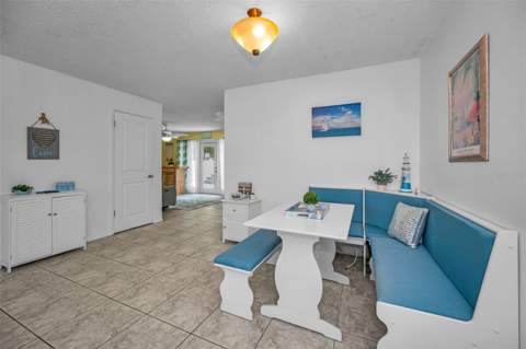 505 Whispering Oak Drive, Tarpon Springs FL - photo 14 of 98
